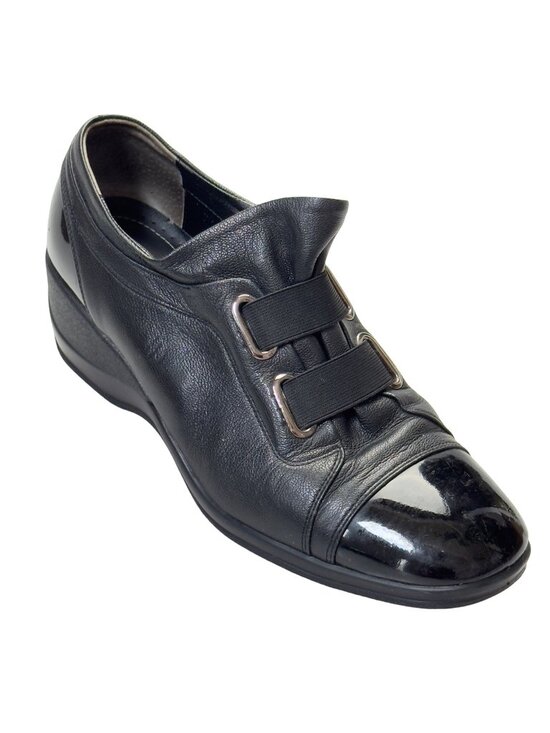 MOOK STYLE Shoes - MOOK STYLE Women’s Shoes Black Leather Cap Toe Wedges Heels Size 9.5M